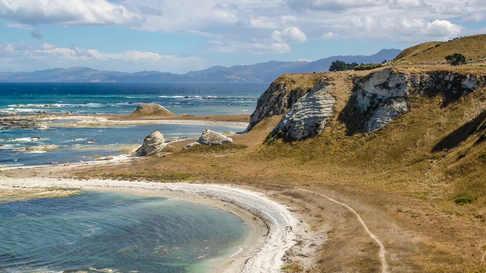 Solo-ish Down-Under (New Zealand), a tour by G Adventures