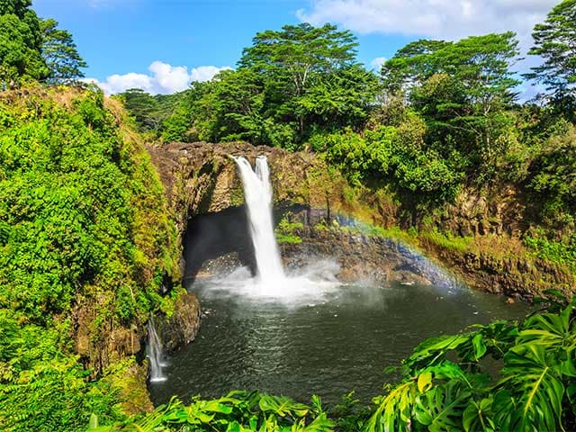 Hawaii, Japan & the Wonders of Asia (Portugal), a cruise by Fred. Olsen Cruise Lines