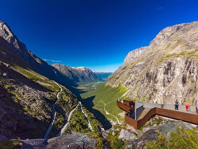 Mountains & Fjords of Norway, a cruise by Fred. Olsen Cruise Lines