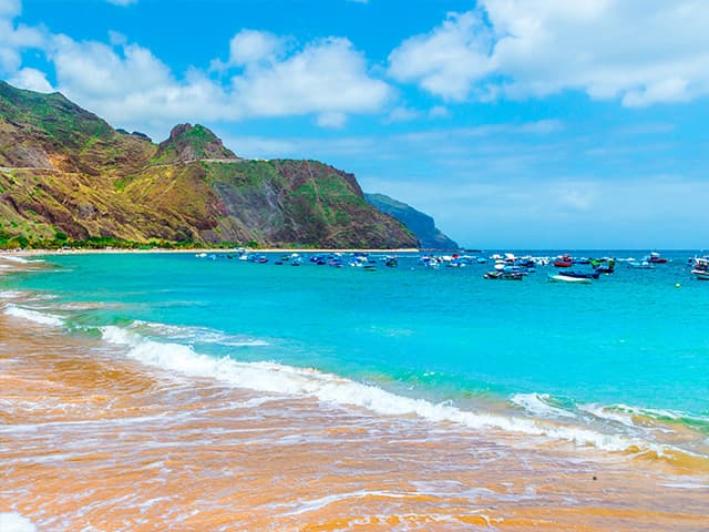 Canary Islands & Madeira Winter Warmth (Spain), a cruise by Fred. Olsen Cruise Lines