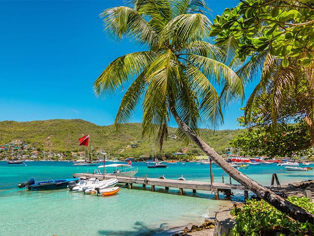 Caribbean Christmas Island Hopping (Spain), a cruise by Fred. Olsen Cruise Lines