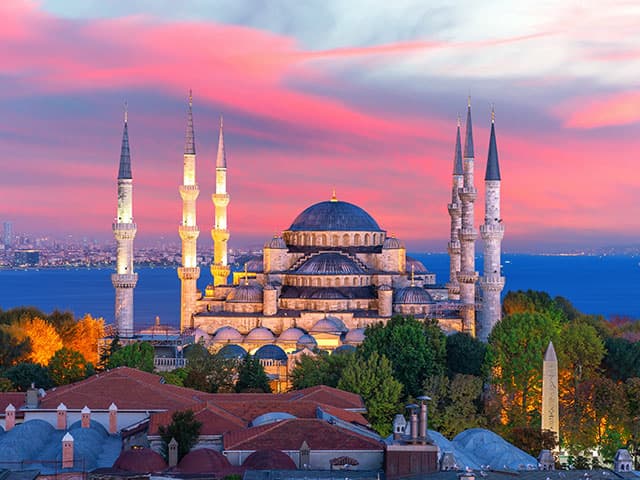 Iconic Cities of the Mediterranean (Spain), a cruise by Fred. Olsen Cruise Lines