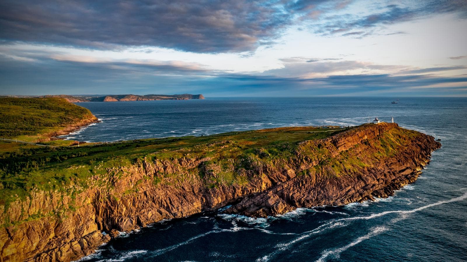 Eastern Canada: Highlights of the Maritimes & Newfoundland, a tour by G Adventures