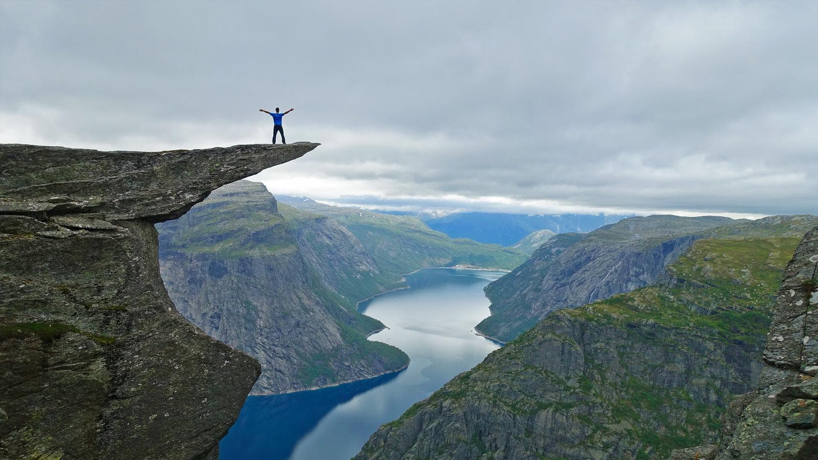 Norway Fjord Trekking, a tour by G Adventures