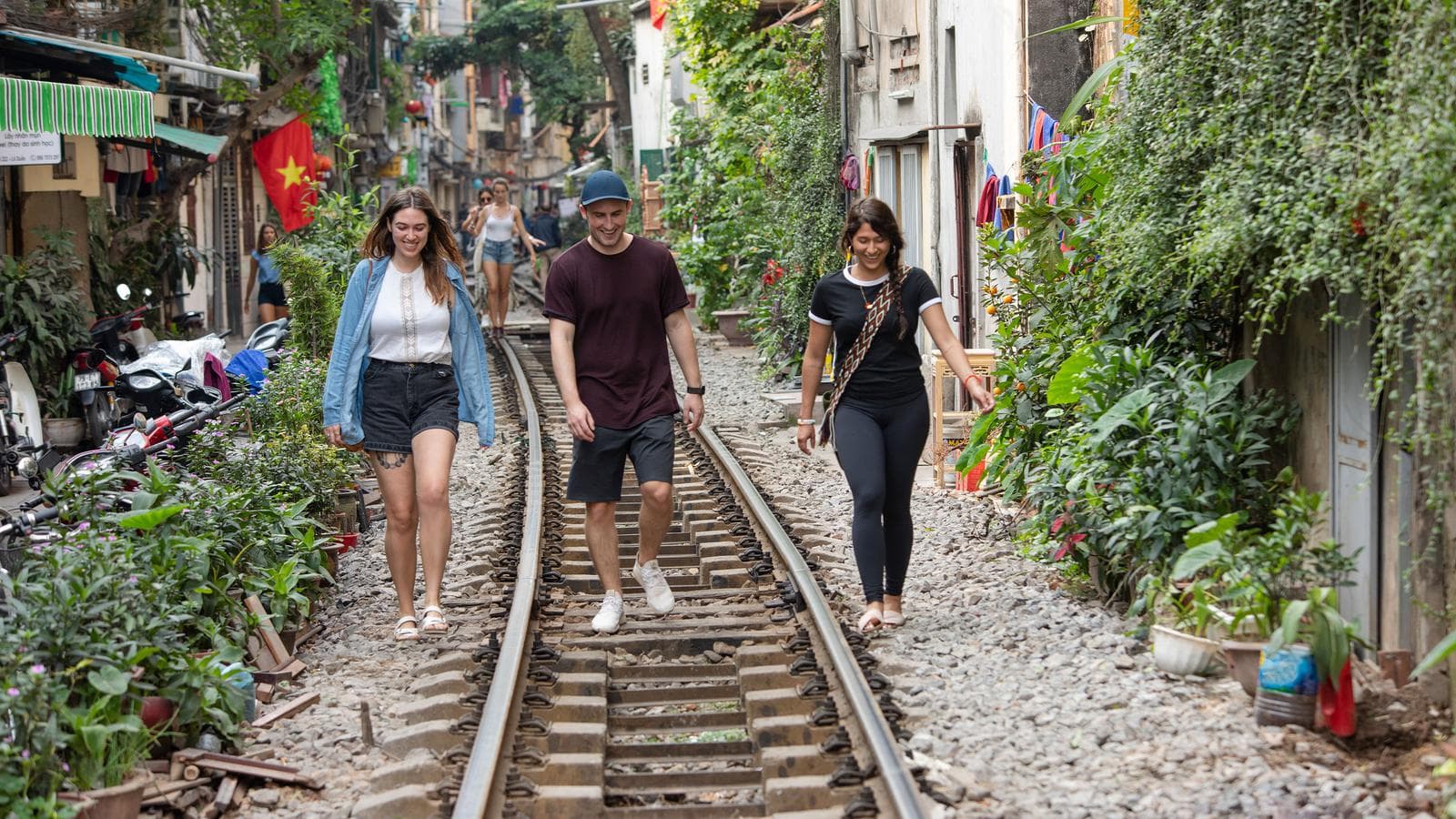 Hanoi Escape: Night Life, City Vibes & Bia Hoi Corner (Vietnam), a tour by G Adventures