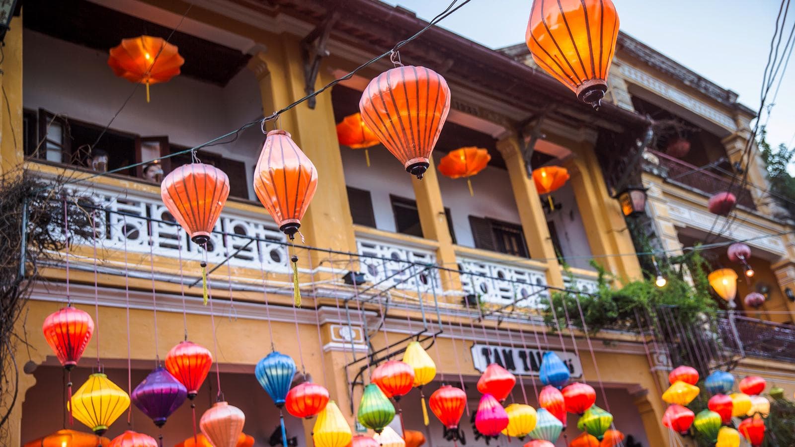Cambodia to Vietnam: Night Markets & Noodle-Making, a tour by G Adventures